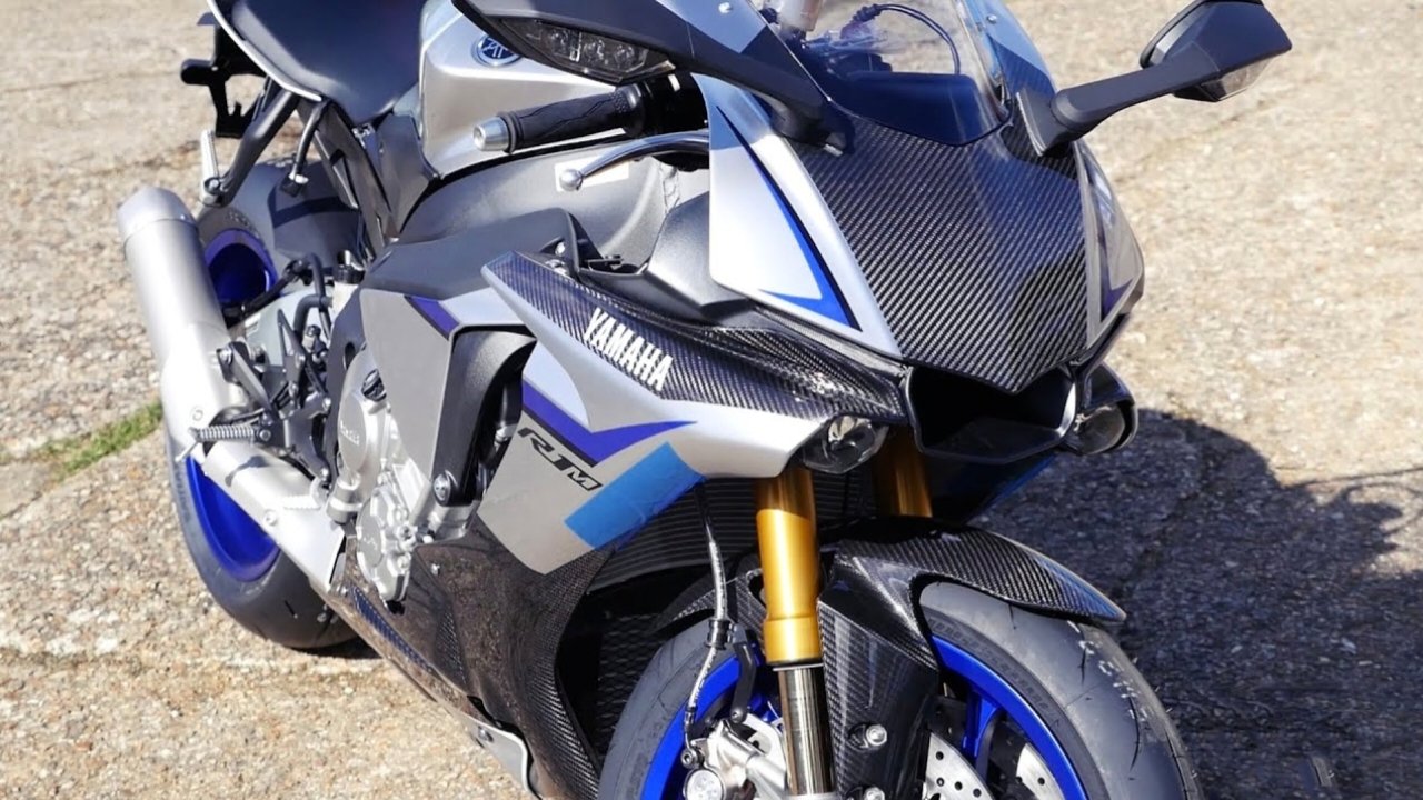 Yamaha YZF R1M